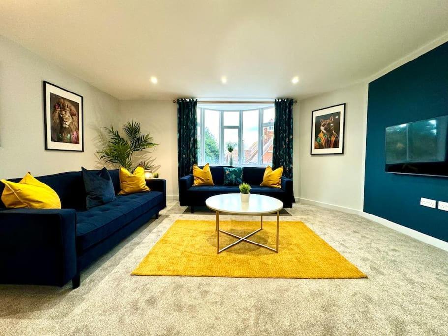 Massive 3 Bedroom - Ground Floor - Near The Beach! Bournemouth Exterior photo